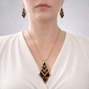 T+J Designs Tortoise Shell Chevron Necklace & Earring Set *NEW*